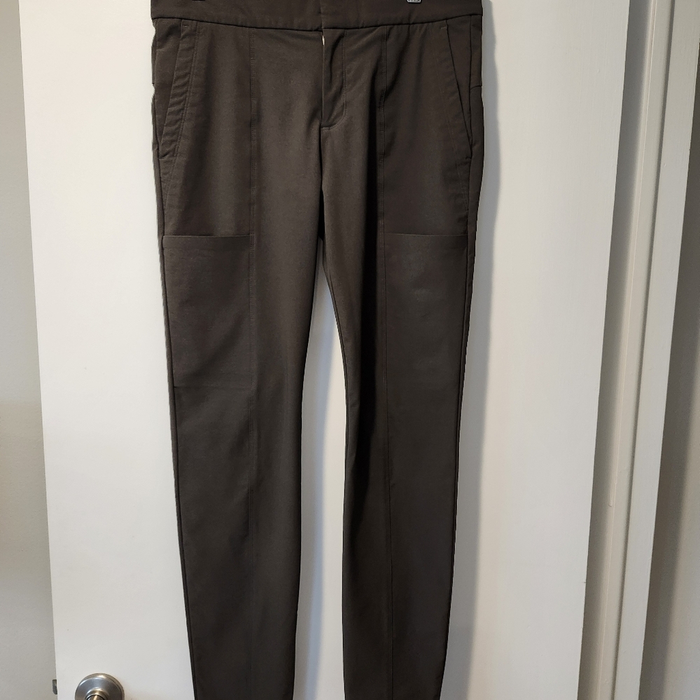 Athleta Olive Wander Stash Skinny Pant